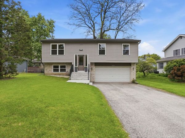 6212 Leonard Avenue , Downers Grove, IL 60516