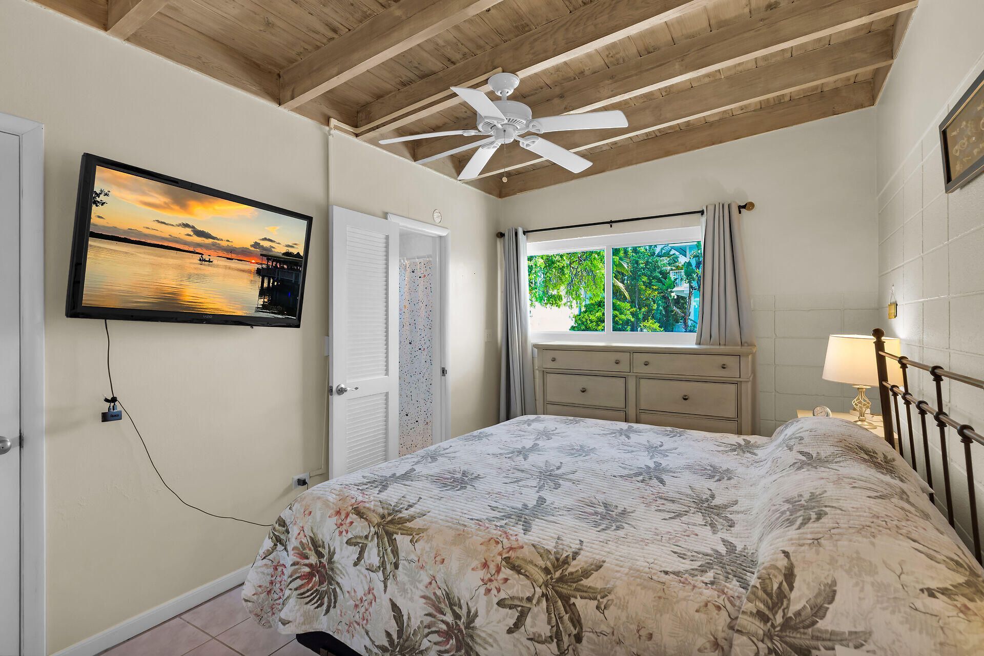 191 5th Street, Key Colony, FL 33051 Photo