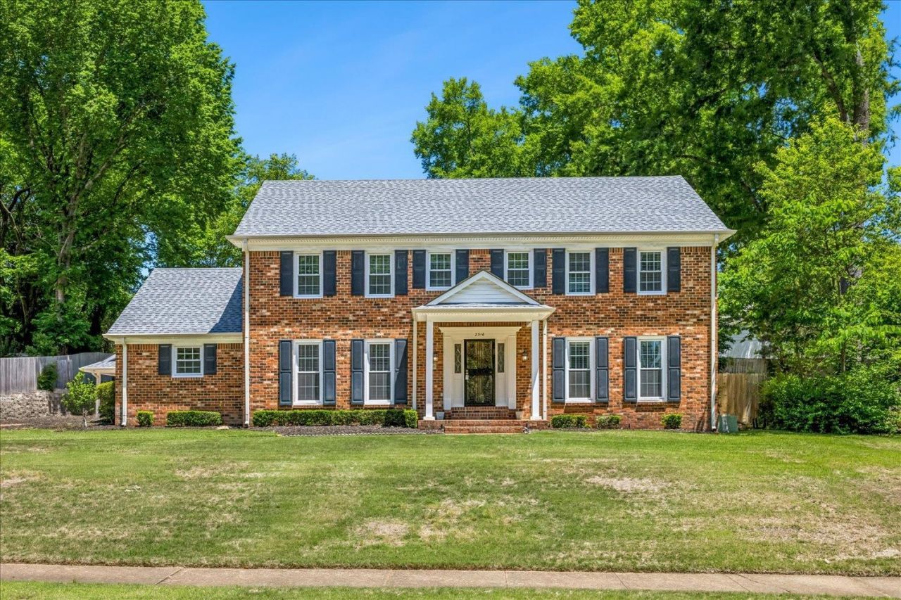 2316 Thornwood Ln, Memphis, TN 38119 Main Photo