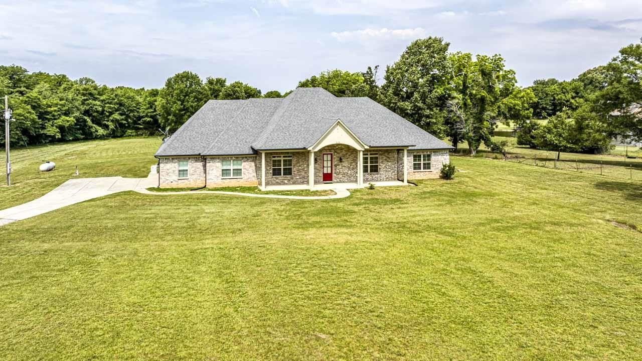 185 BELMONT RD Mason, TN 38049
