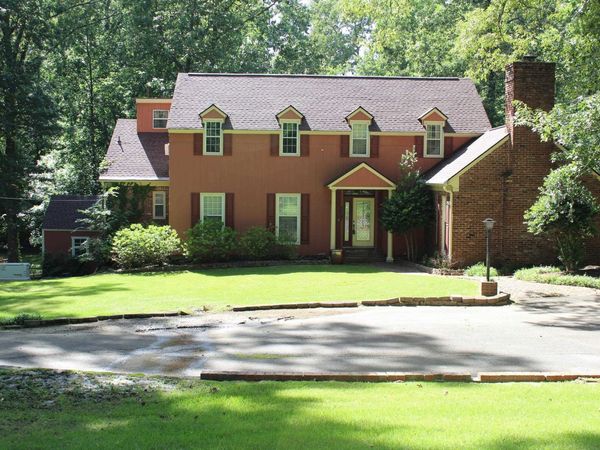 3327 HOMEWOOD DR, Memphis, TN 38128
