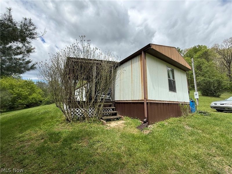 7397 Hawkins Hollow Road SW, Stone Creek, OH 43840 Photo 4