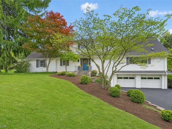 2810 Brentwood Close Street NW, Canton, OH 44708