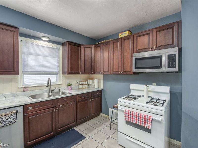 1631 Cohassett Avenue, Lakewood, OH 44107 Photo 33