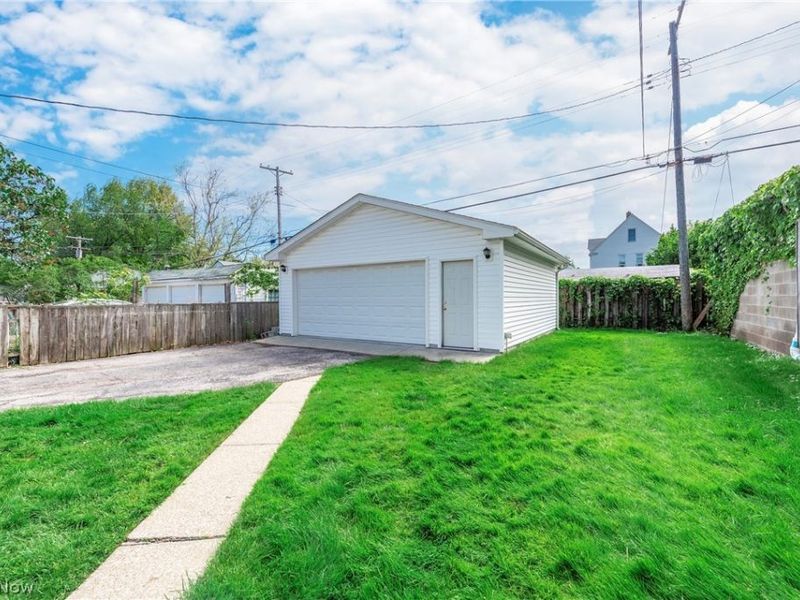 1631 Cohassett Avenue, Lakewood, OH 44107 Photo 36