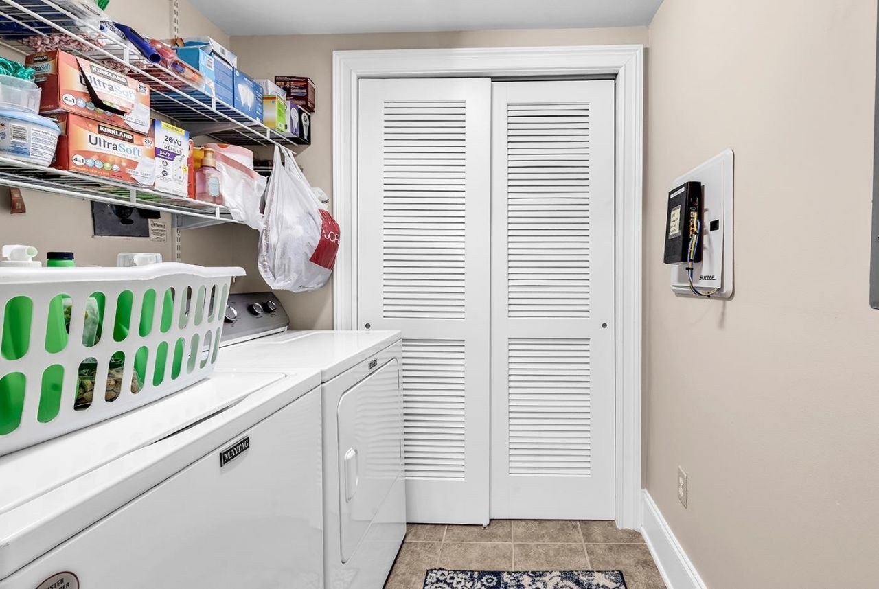 2180 Waterview Dr. Photo 8