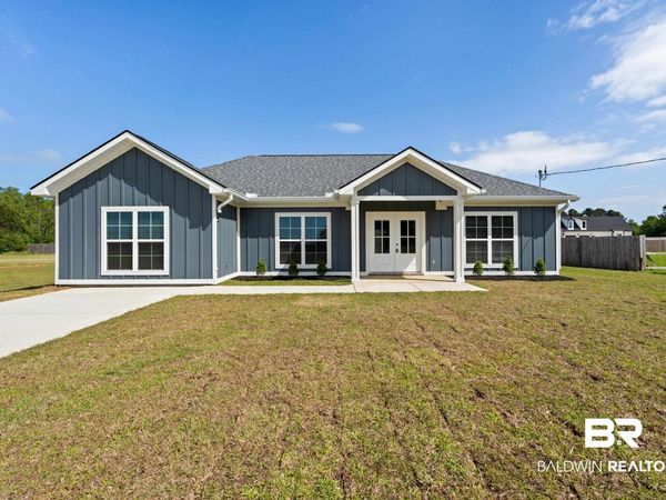 9966 Lighthouse Avenue, Grand Bay, AL 36541