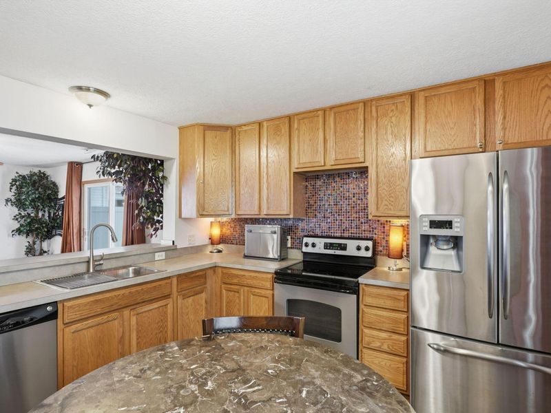 3039 Cumberland Woods Drive, Columbus, OH 43219 Photo 13