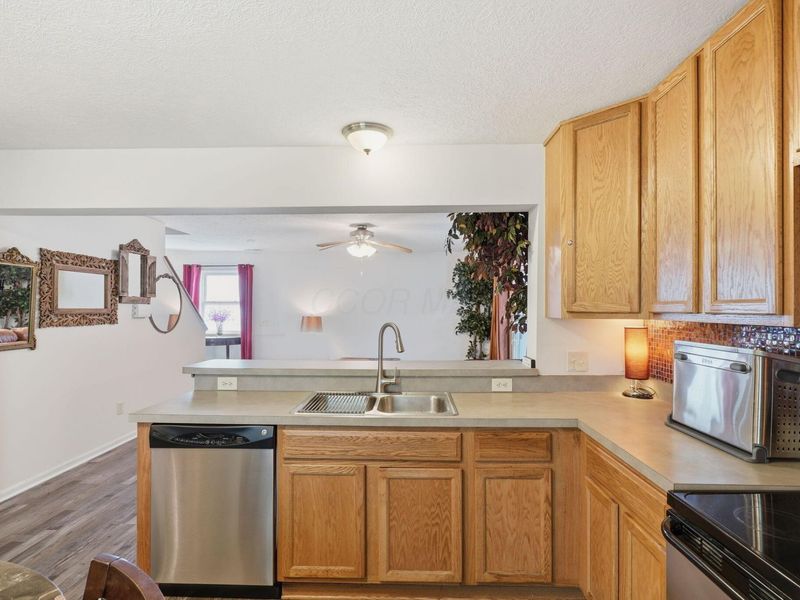 3039 Cumberland Woods Drive, Columbus, OH 43219 Photo 14