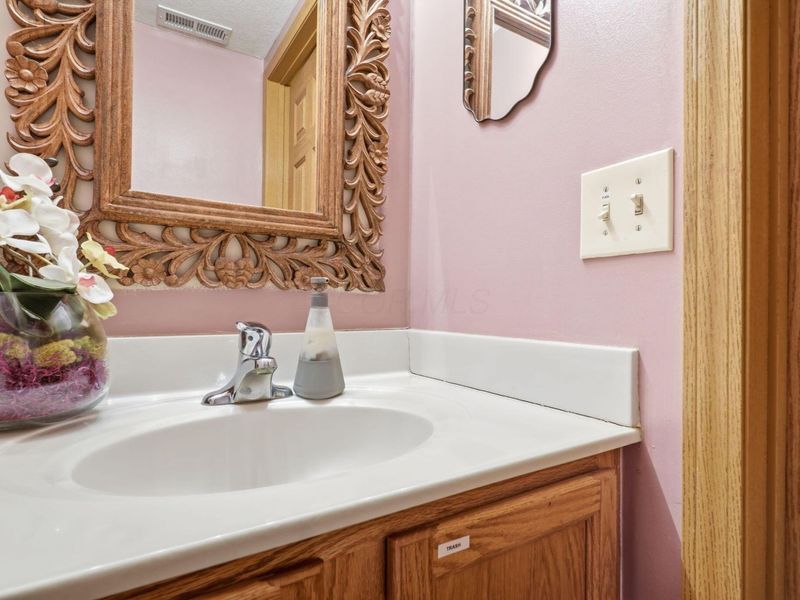 3039 Cumberland Woods Drive, Columbus, OH 43219 Photo 23