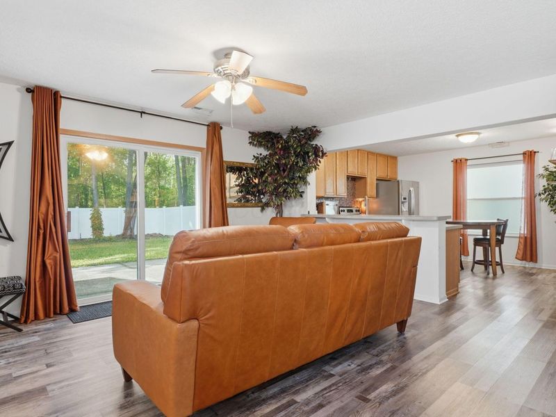 3039 Cumberland Woods Drive, Columbus, OH 43219 Photo 6