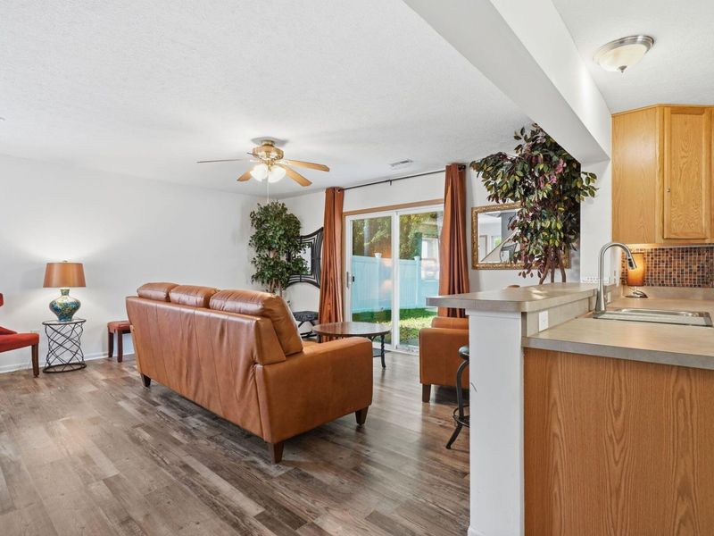 3039 Cumberland Woods Drive, Columbus, OH 43219 Photo 7