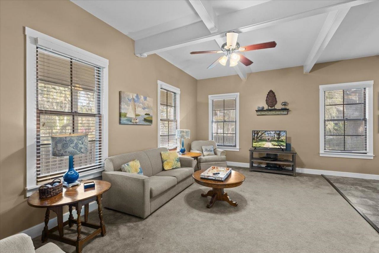 233 NE Maggie Circle , Steinhatchee, FL 32359 Photo