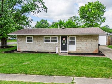 1189 Share Drive, Riverside, OH 45432