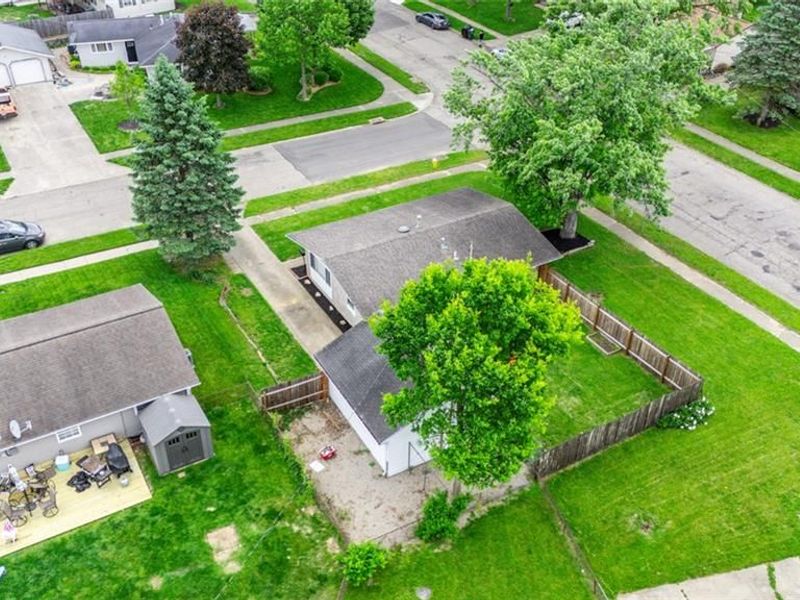 1189 Share Drive, Riverside, OH 45432 Photo 12