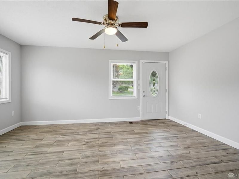 1189 Share Drive, Riverside, OH 45432 Photo 15