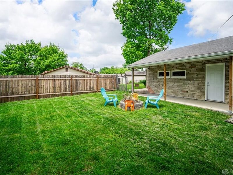 1189 Share Drive, Riverside, OH 45432 Photo 29