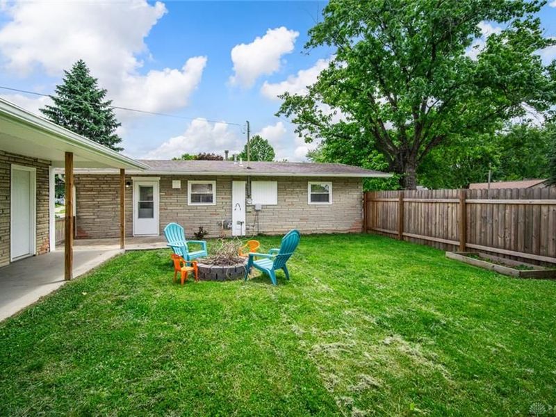 1189 Share Drive, Riverside, OH 45432 Photo 30