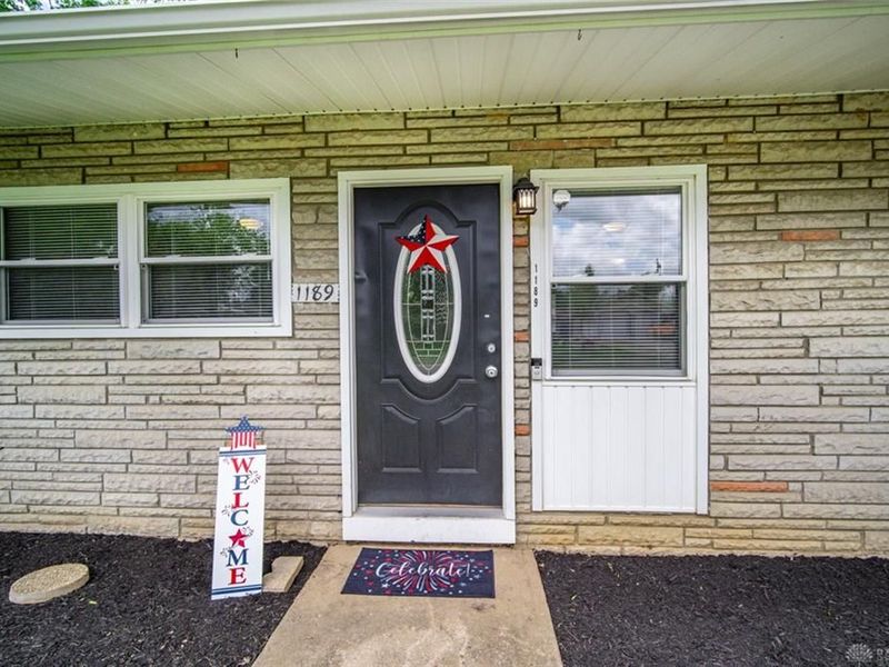 1189 Share Drive, Riverside, OH 45432 Photo 4