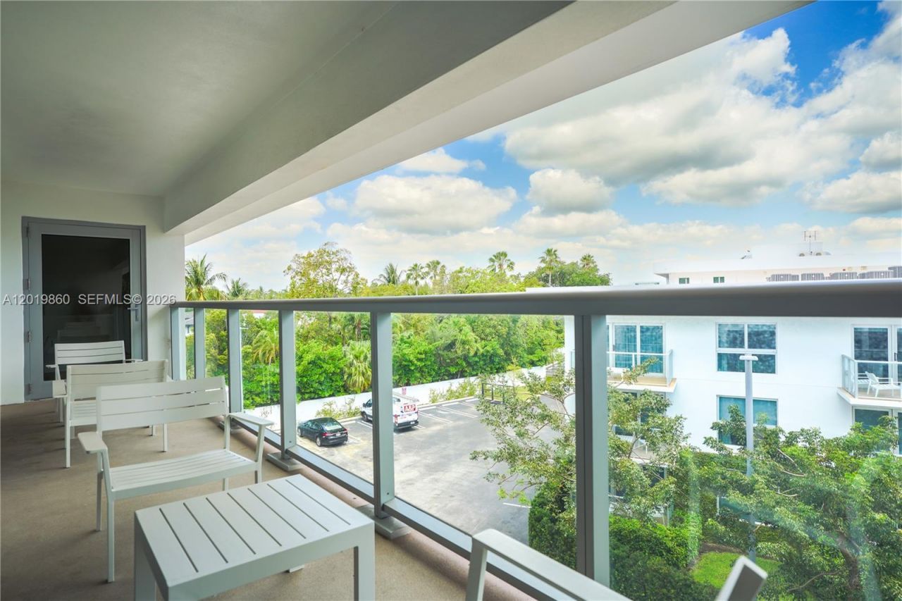 10250 Collins Avenue, Unit 407, Bal Harbour, FL 33154 Photo