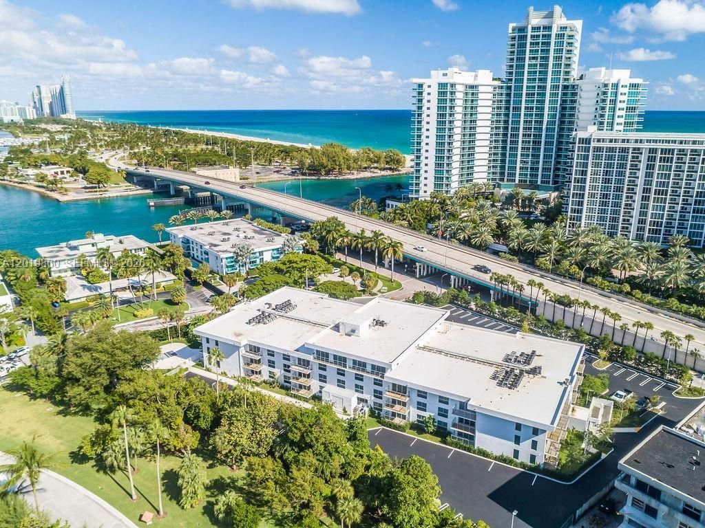 10250 Collins Avenue, Unit 407, Bal Harbour, FL 33154 Photo