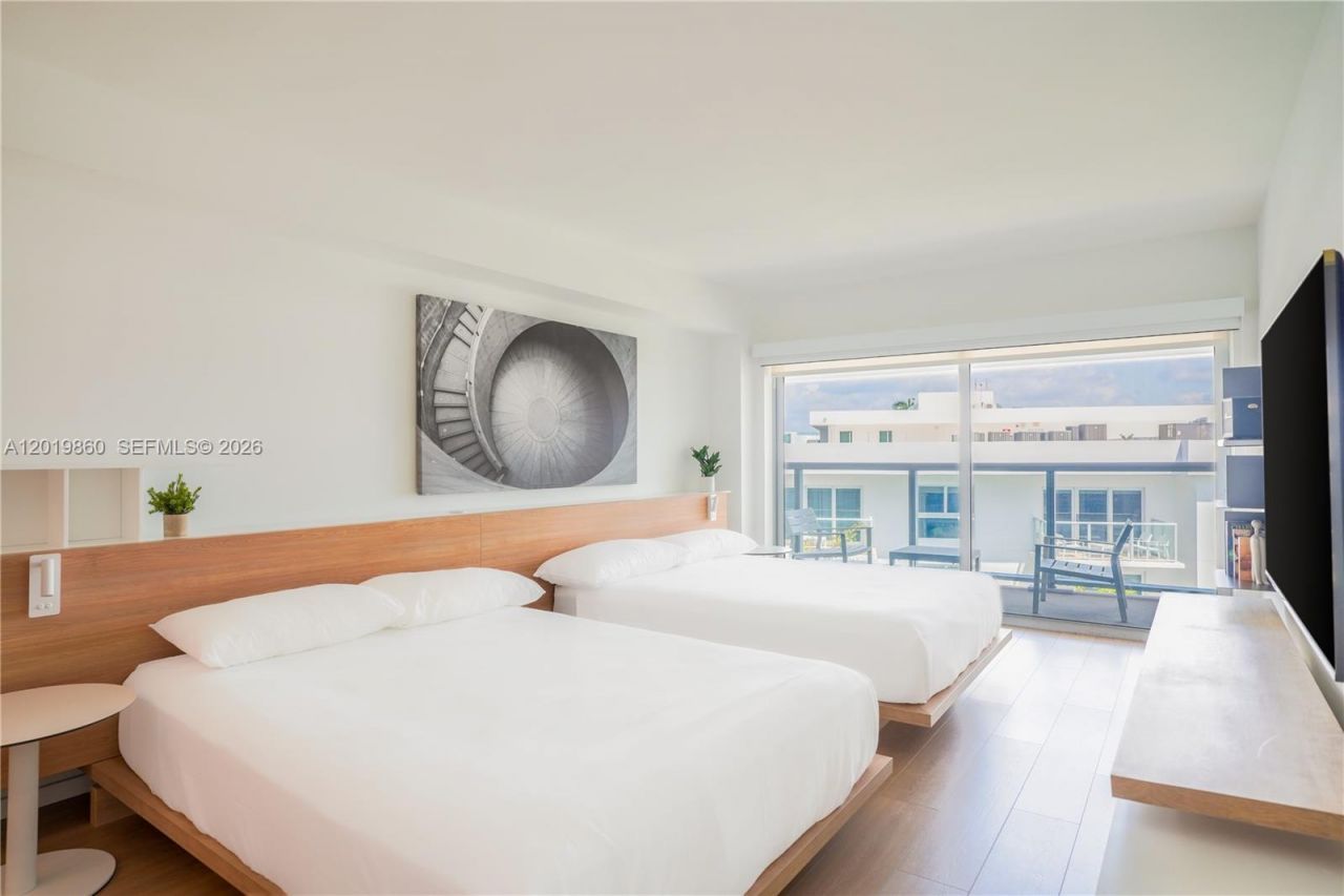 10250 Collins Avenue, Unit 407, Bal Harbour, FL 33154 Photo