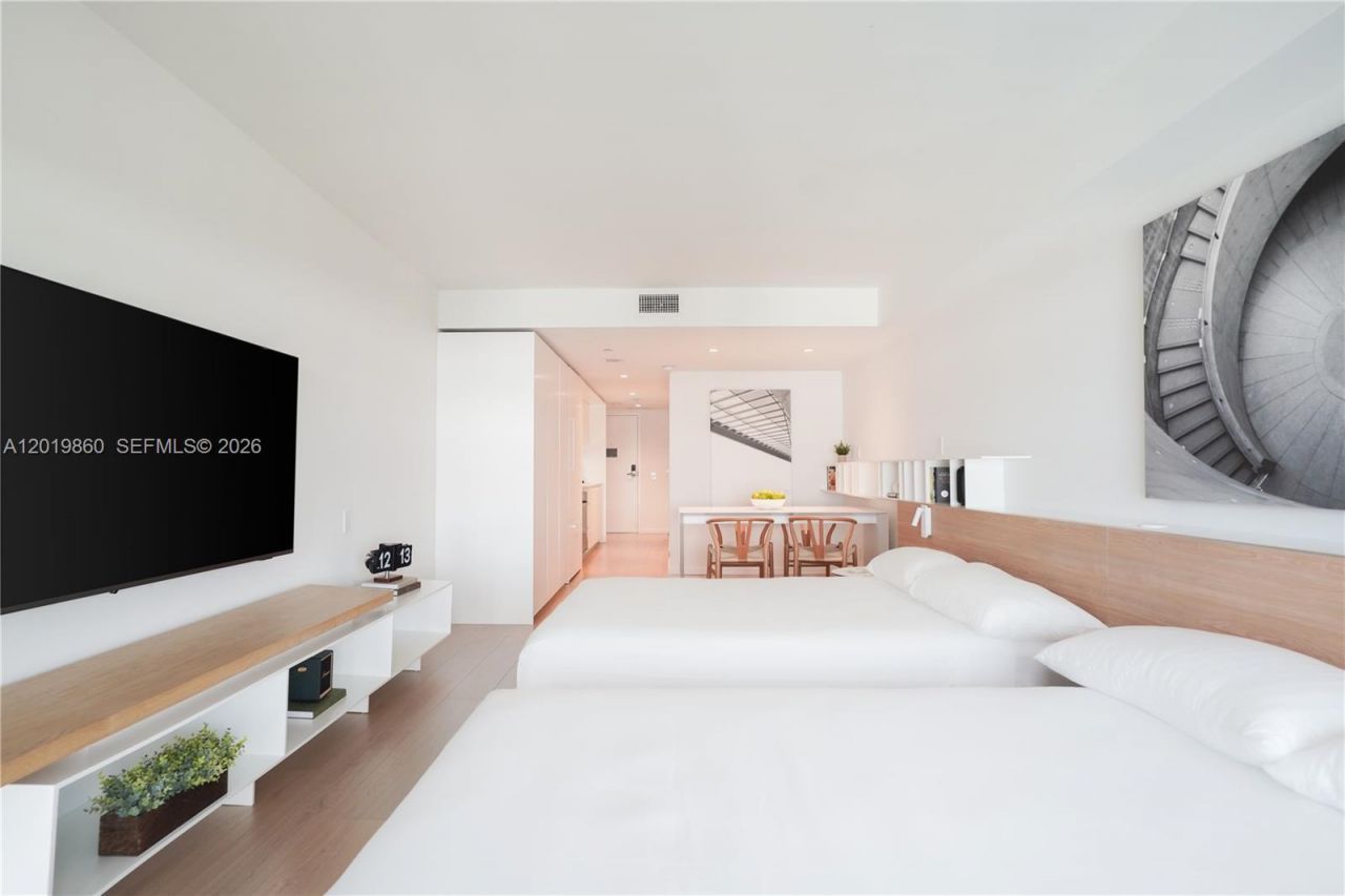 10250 Collins Avenue, Unit 407, Bal Harbour, FL 33154 Photo