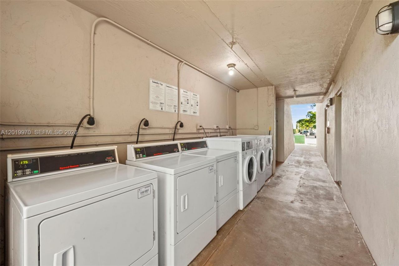 3581 SW 117th Ave, Unit 5-206, Miami, FL 33175 Photo