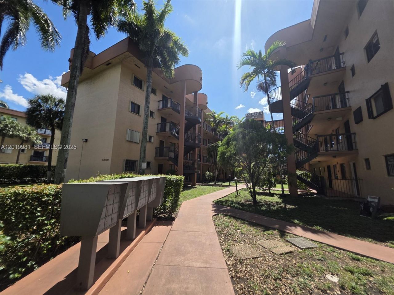 5500 W 21st Ct, Unit 306, Hialeah, FL 33016 Photo