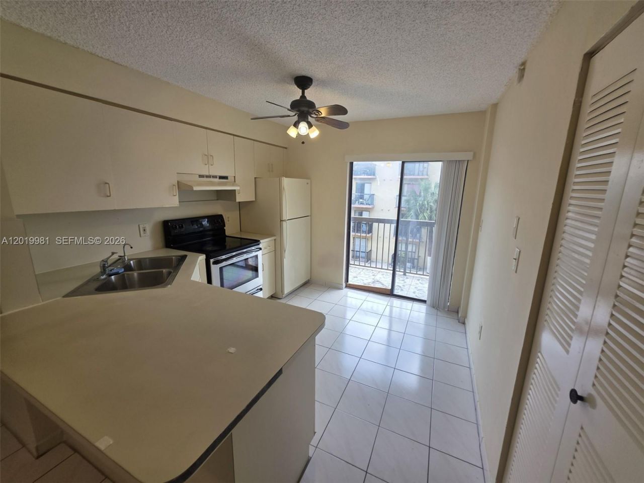 5500 W 21st Ct, Unit 306, Hialeah, FL 33016 Photo