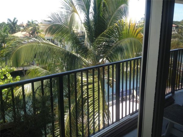 6855 Edgewater Dr , Unit 3DN, Coral Gables, FL 33133