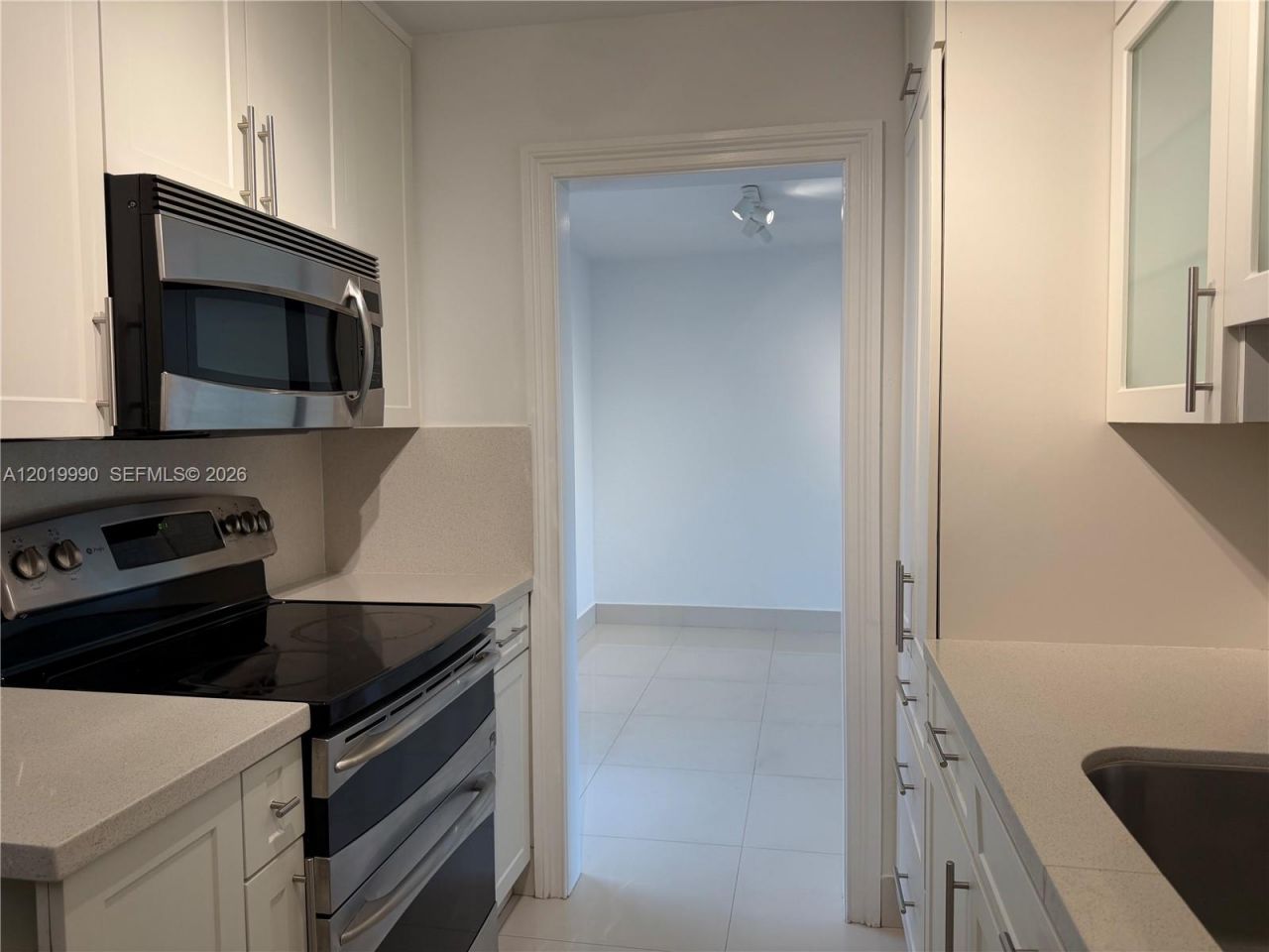 6855 Edgewater Dr, Unit 3DN, Coral Gables, FL 33133 Photo