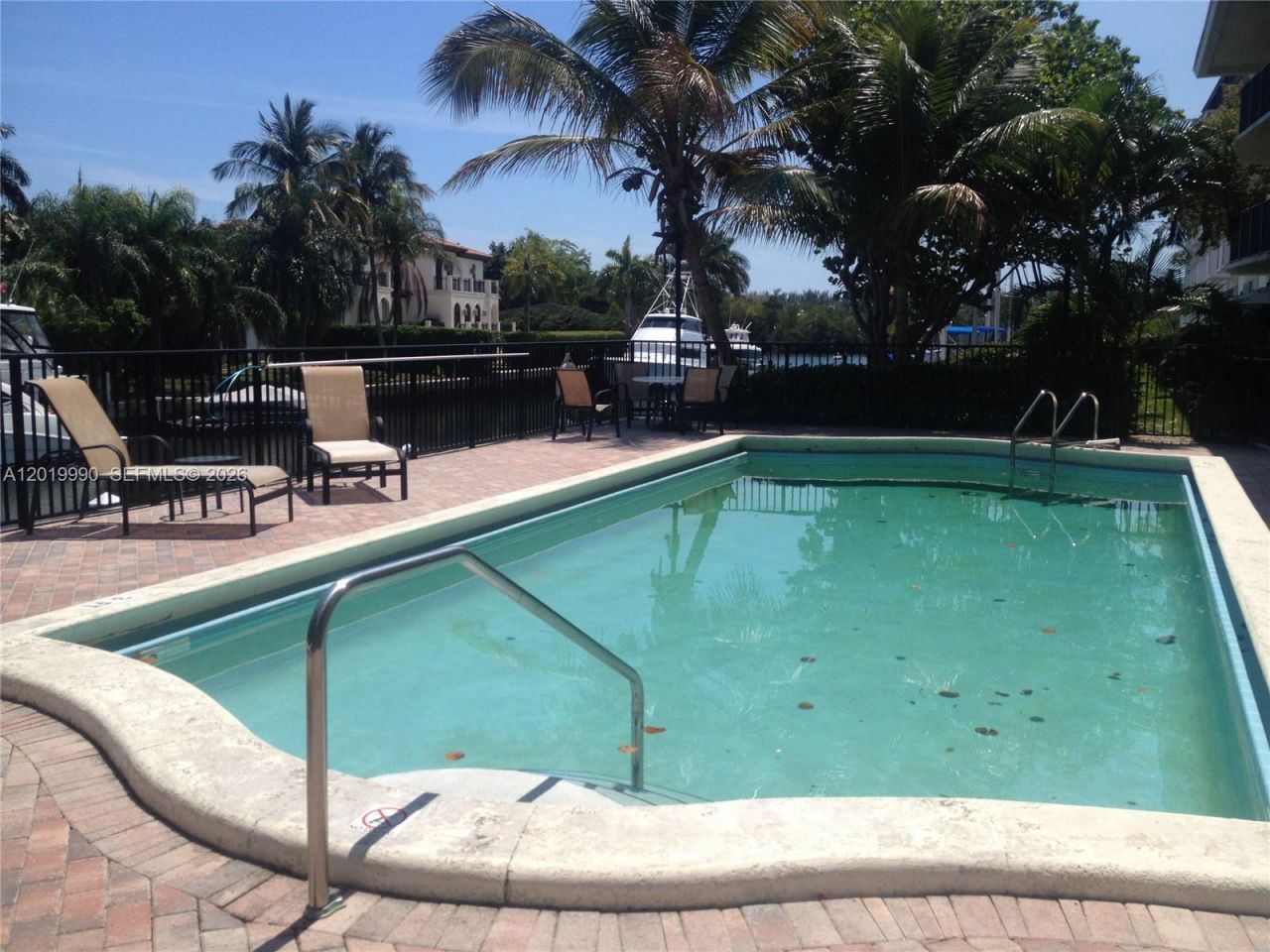 6855 Edgewater Dr, Unit 3DN, Coral Gables, FL 33133 Photo