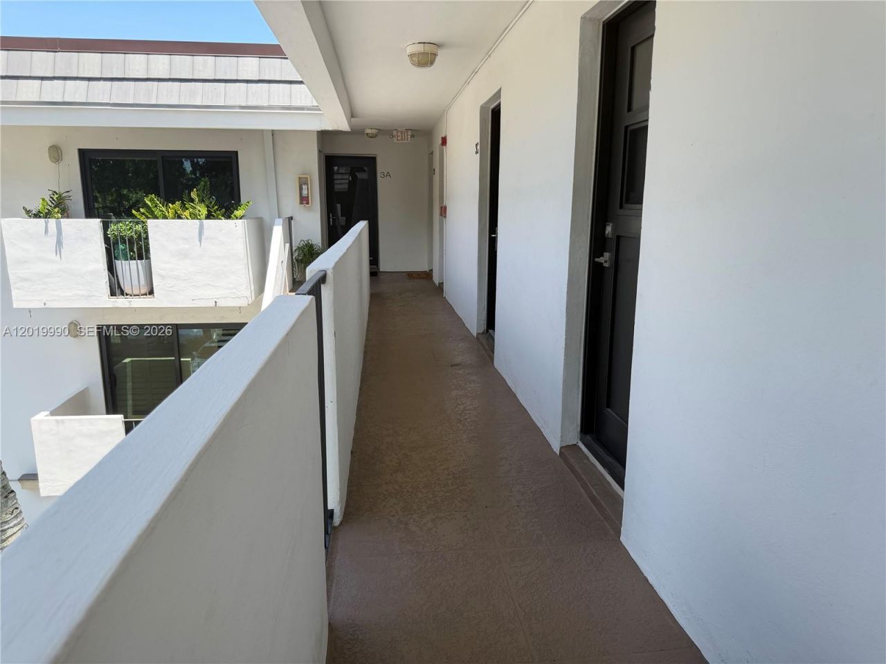 6855 Edgewater Dr, Unit 3DN, Coral Gables, FL 33133 Photo