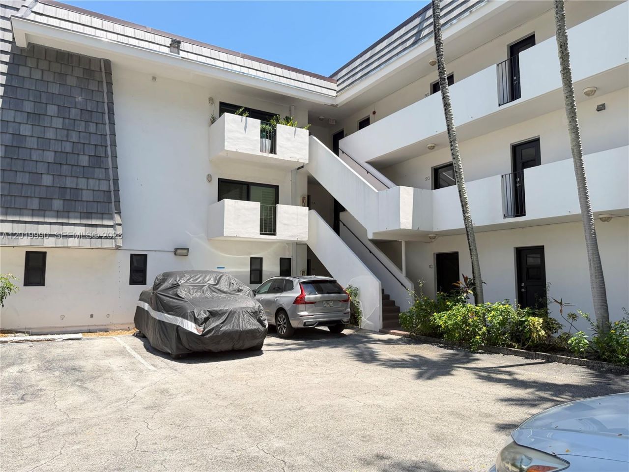 6855 Edgewater Dr, Unit 3DN, Coral Gables, FL 33133 Photo