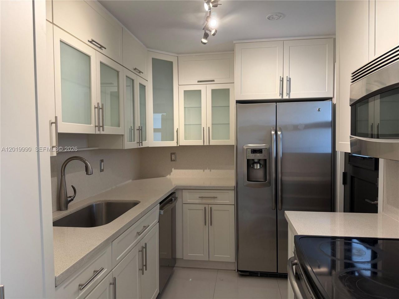 6855 Edgewater Dr, Unit 3DN, Coral Gables, FL 33133 Photo