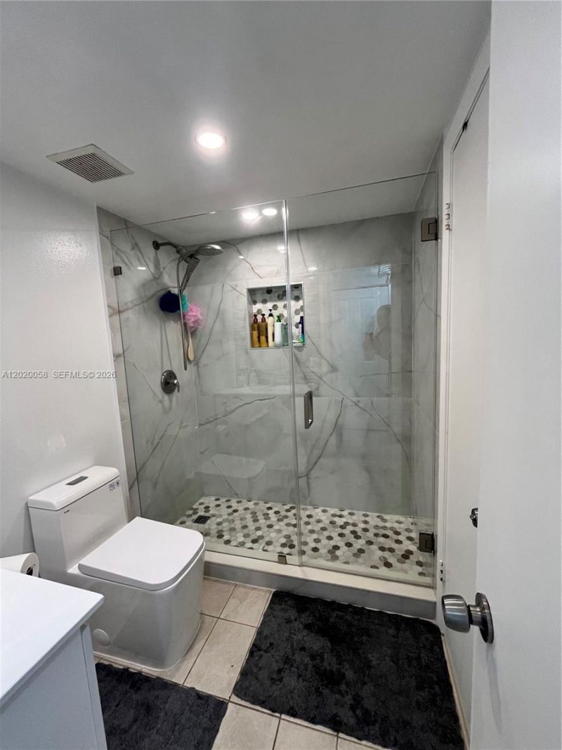 5580 W 26th Ct , Unit 204, Hialeah, FL 33016 Photo