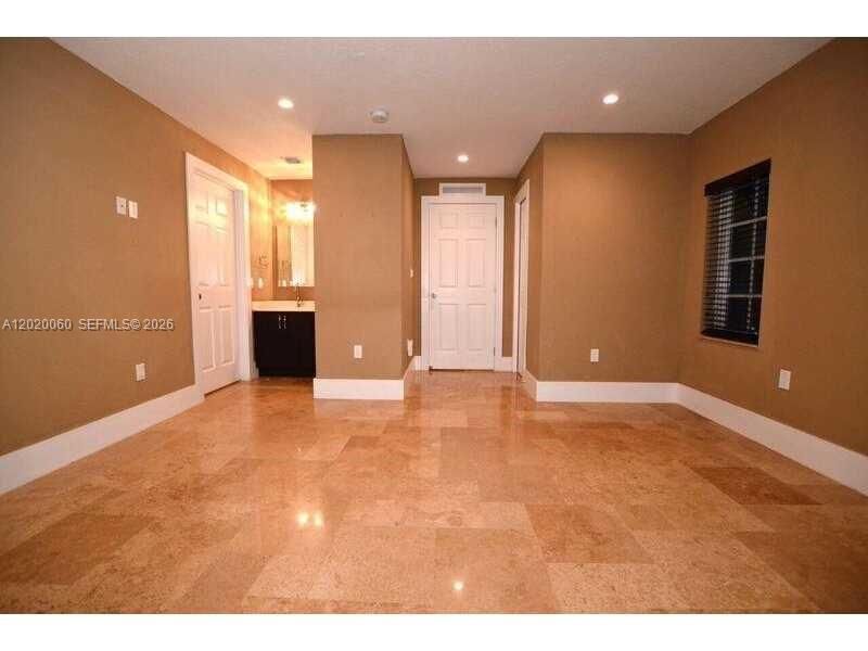14001 Cypress Ct, Miami Lakes, FL 33014 Photo