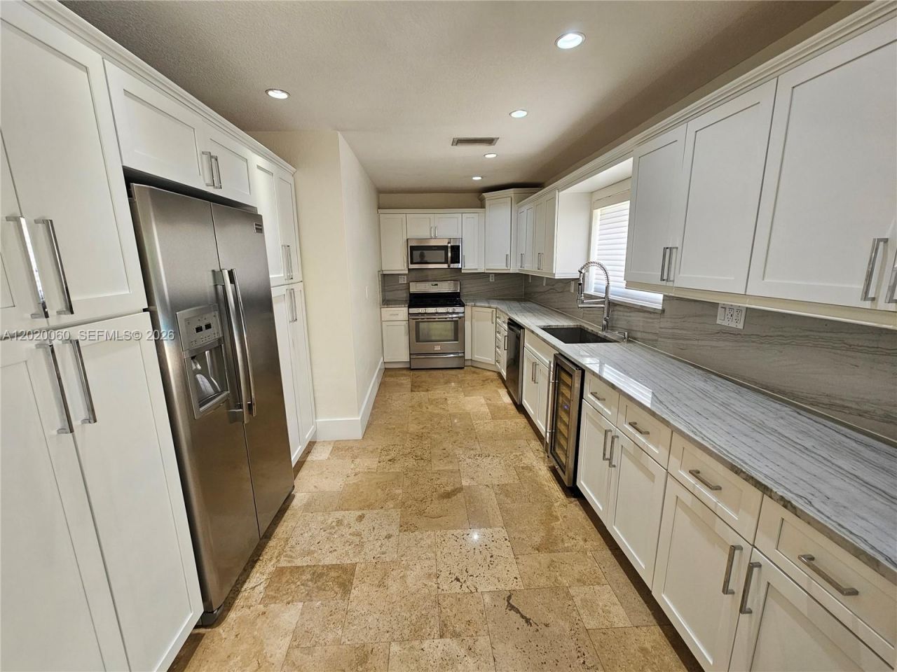 14001 Cypress Ct, Miami Lakes, FL 33014 Photo