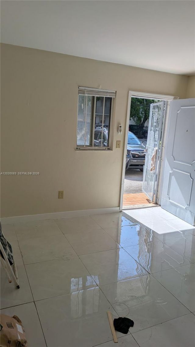 1194 NW 19th Ave, Unit 1, Miami, FL 33125 Photo