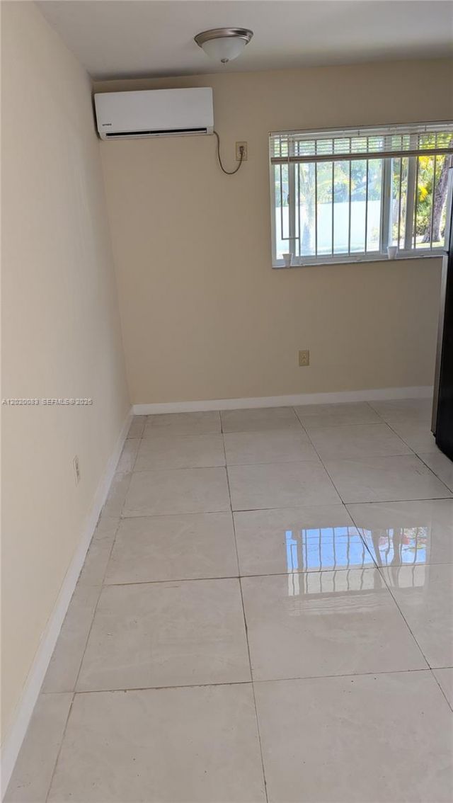 1194 NW 19th Ave, Unit 1, Miami, FL 33125 Photo