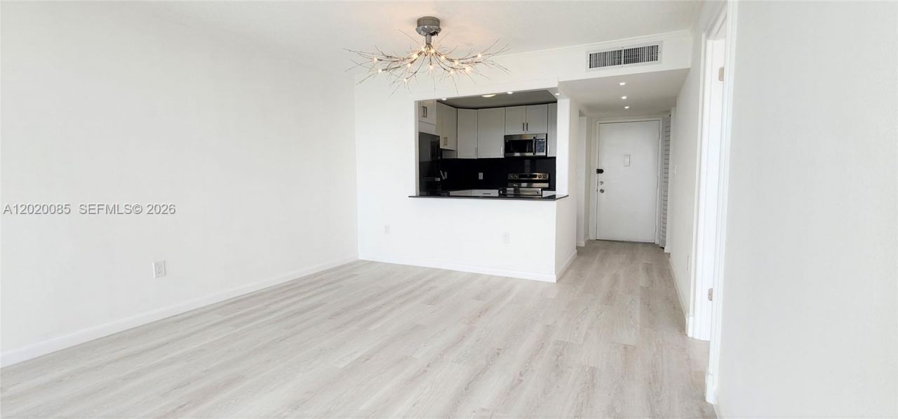 1200 NE Miami Gardens Dr , Unit 1005W, Miami, FL 33179 Photo