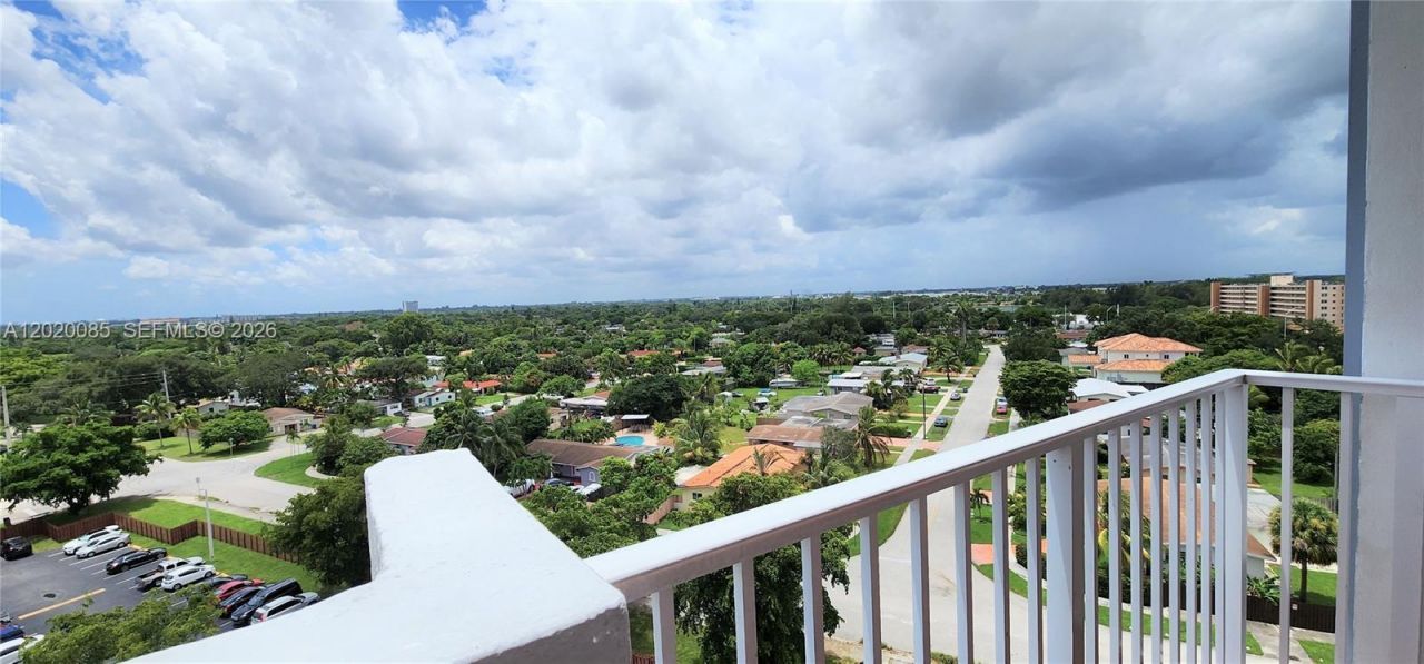 1200 NE Miami Gardens Dr , Unit 1005W, Miami, FL 33179 Photo
