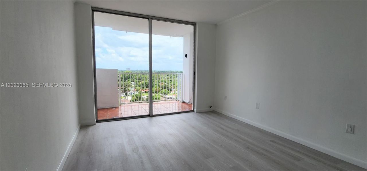 1200 NE Miami Gardens Dr , Unit 1005W, Miami, FL 33179 Photo