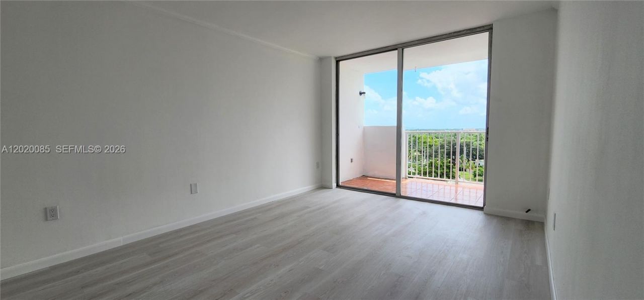 1200 NE Miami Gardens Dr , Unit 1005W, Miami, FL 33179 Photo