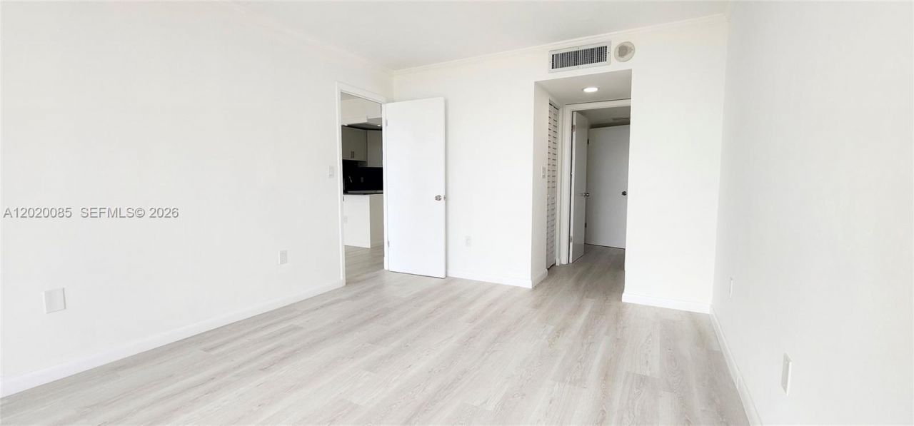 1200 NE Miami Gardens Dr , Unit 1005W, Miami, FL 33179 Photo