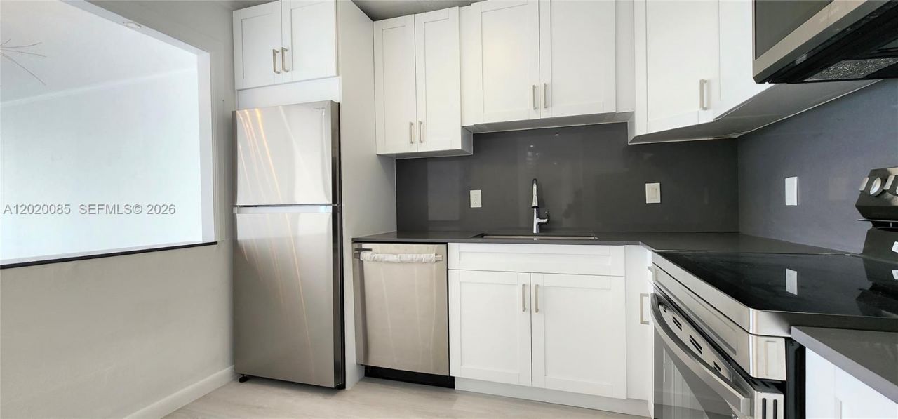 1200 NE Miami Gardens Dr , Unit 1005W, Miami, FL 33179 Photo