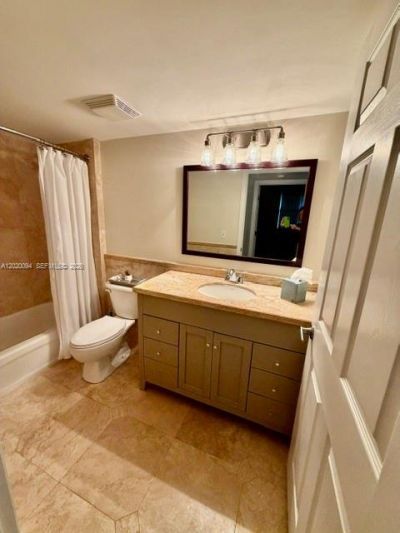 3000 Coral Way, Unit 813, Miami, FL 33145 Photo