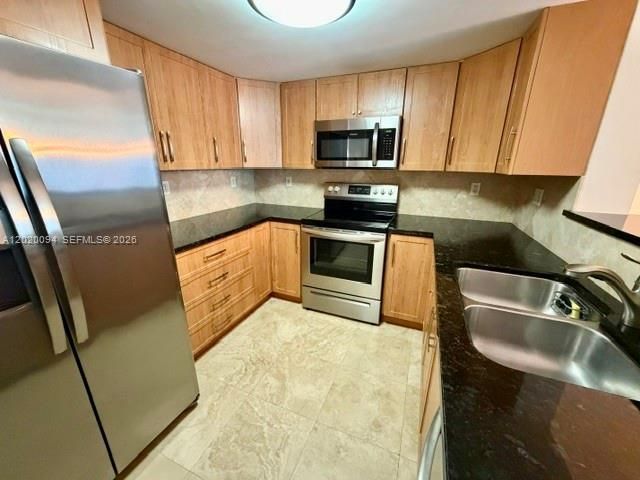 3000 Coral Way, Unit 813, Miami, FL 33145 Photo