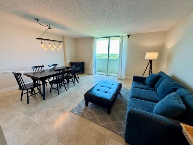 3000 Coral Way, Unit 813, Miami, FL 33145 Photo